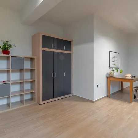 ヴィラ Pirgos Estate